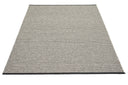 Picture of Svart/Grå Pappelina matta EFFI Black/Warm Grey/Vanilla 230 x 320 cm / 7 ½’ x 10 ½’