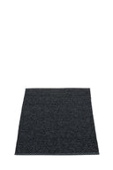 Picture of Svart Pappelina matta SVEA Black Metallic/Black 70 x 90 cm / 2 ¼' x 3'