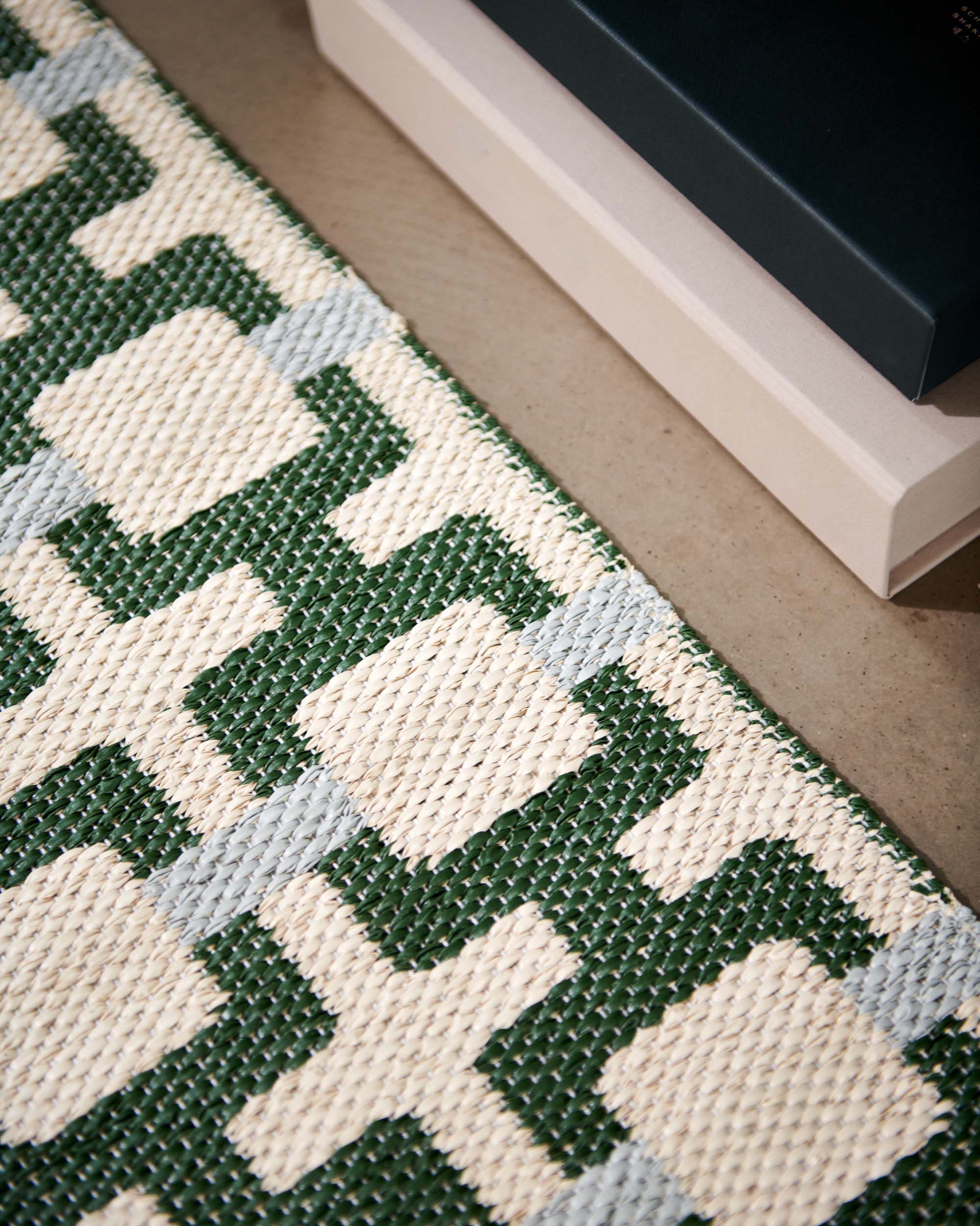 TOM Leaf - Runner Rug – Pappelina