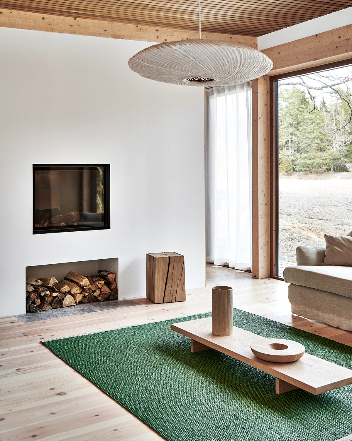MONO Leaf - Area Rug – Pappelina