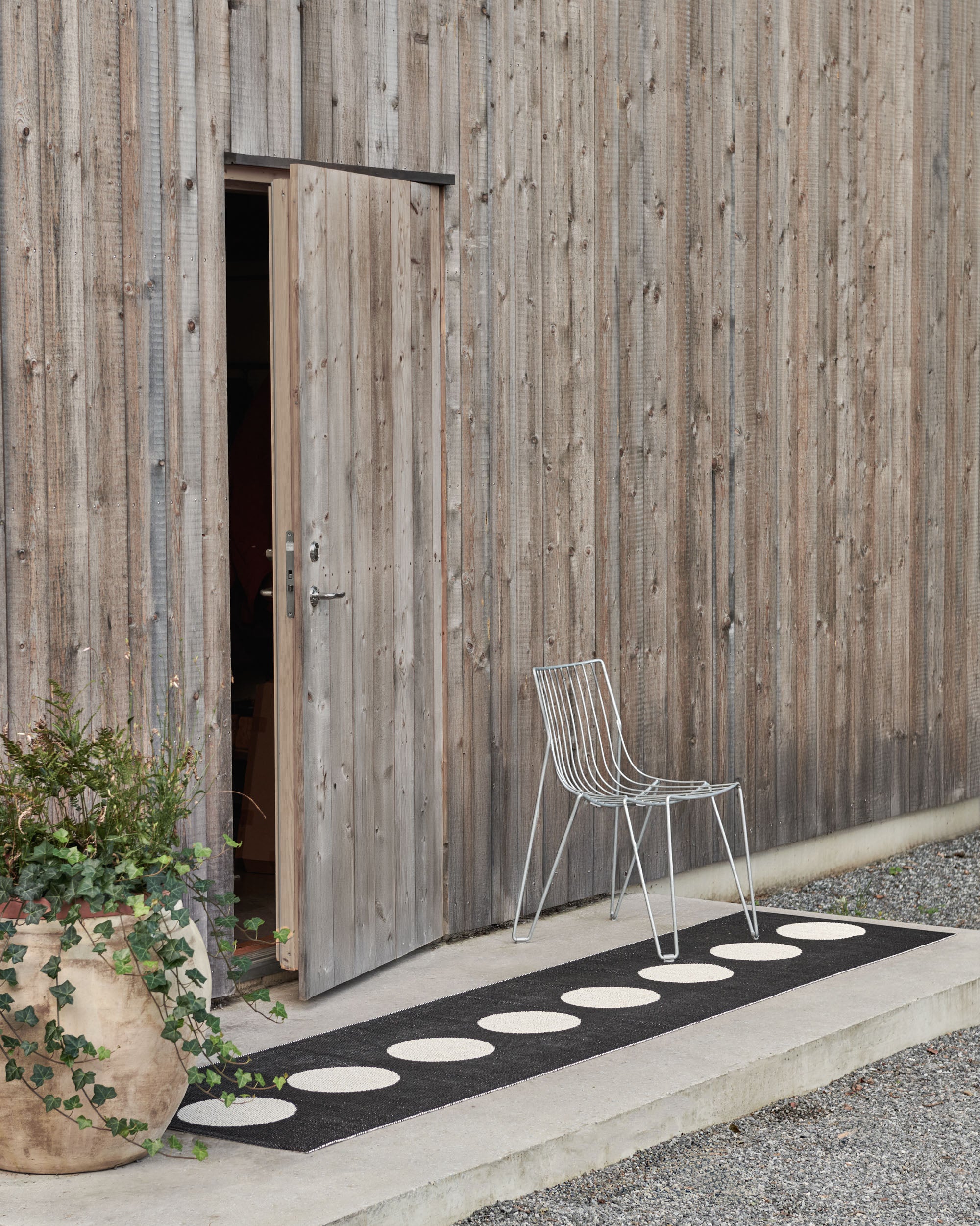 VERA Black - Runner Rug – Pappelina