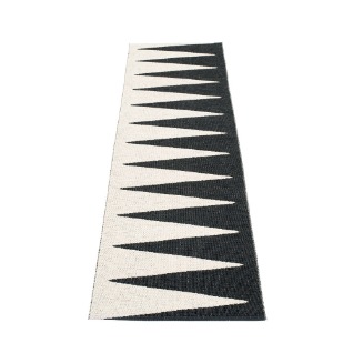 Tapis Plastique Honey Taupe de la Marque Pappelina chez Cosy Déco.